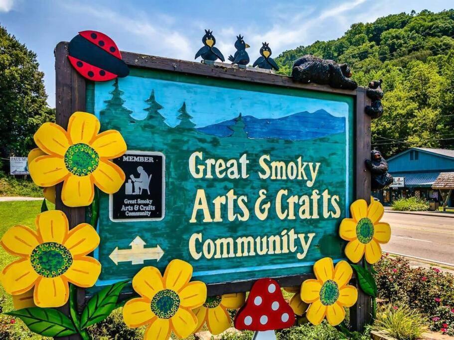 Vila Breathtaking Views Of The Smokies, 3 Mins To Gatlinburg Exteriér fotografie