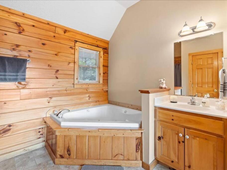 Vila Breathtaking Views Of The Smokies, 3 Mins To Gatlinburg Exteriér fotografie