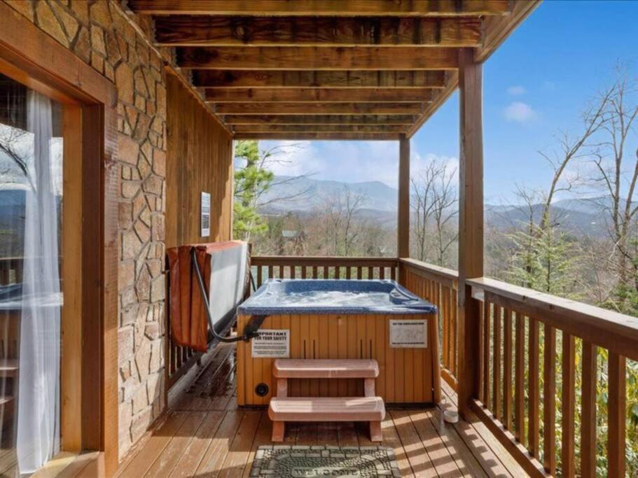 Vila Breathtaking Views Of The Smokies, 3 Mins To Gatlinburg Exteriér fotografie
